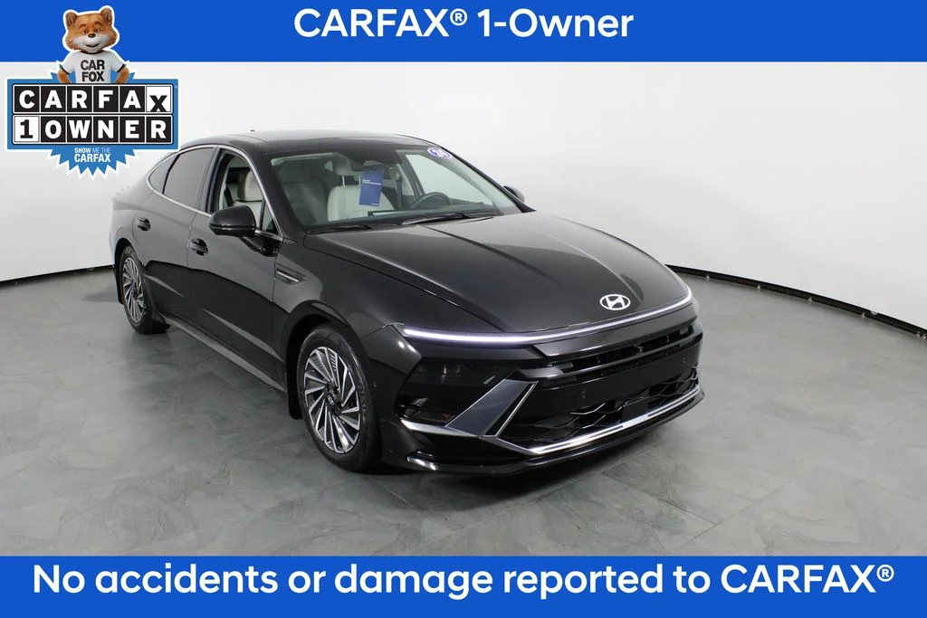 Certified Used 2024 Black Hyundai Limited image 5