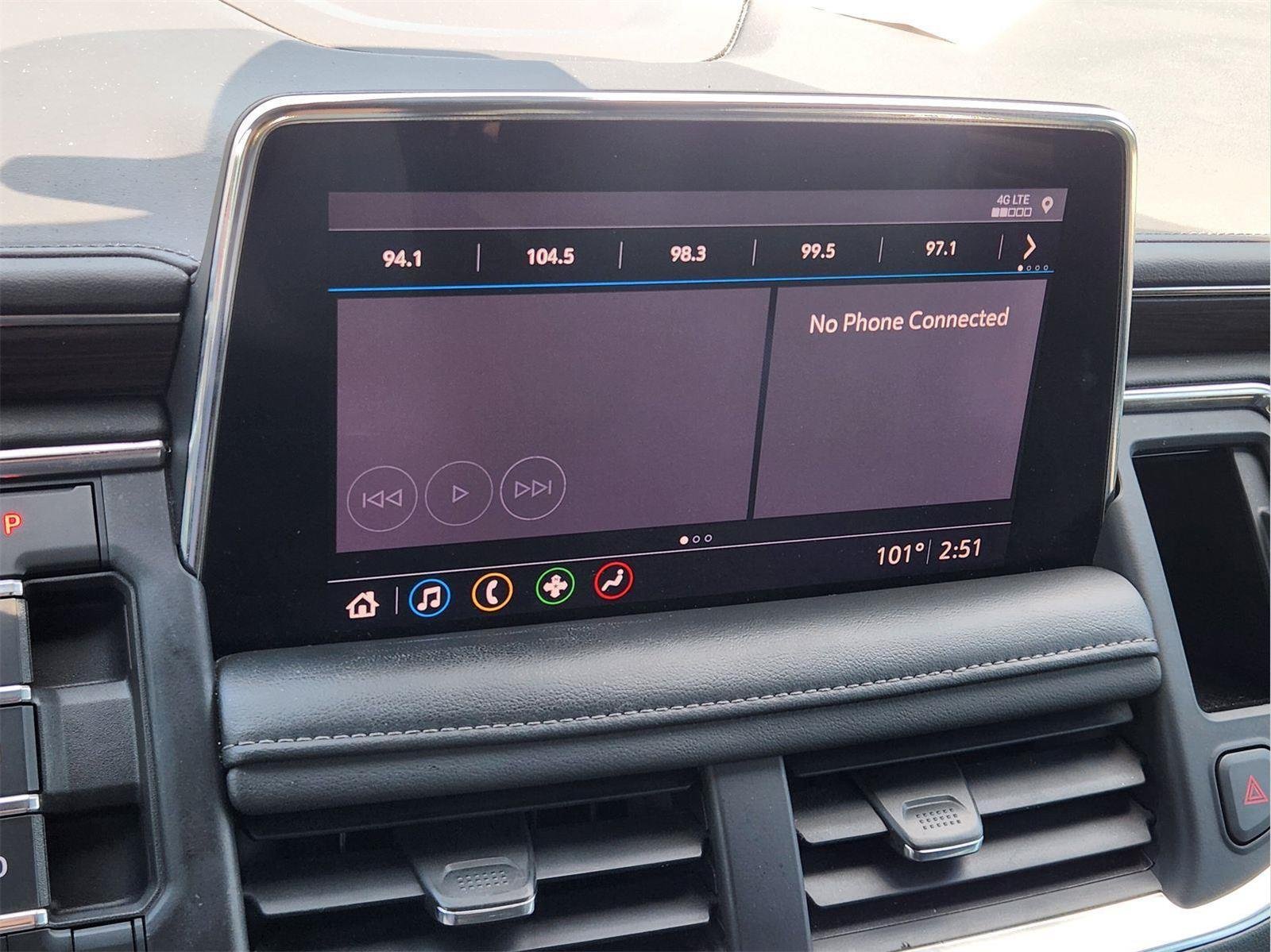 Used 2021 Summit White Chevrolet LT image 16