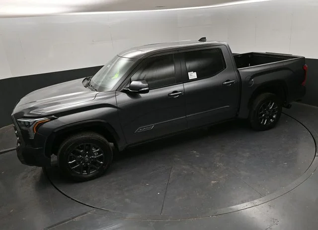 2026 Toyota Tundra Platinum - Photo 27