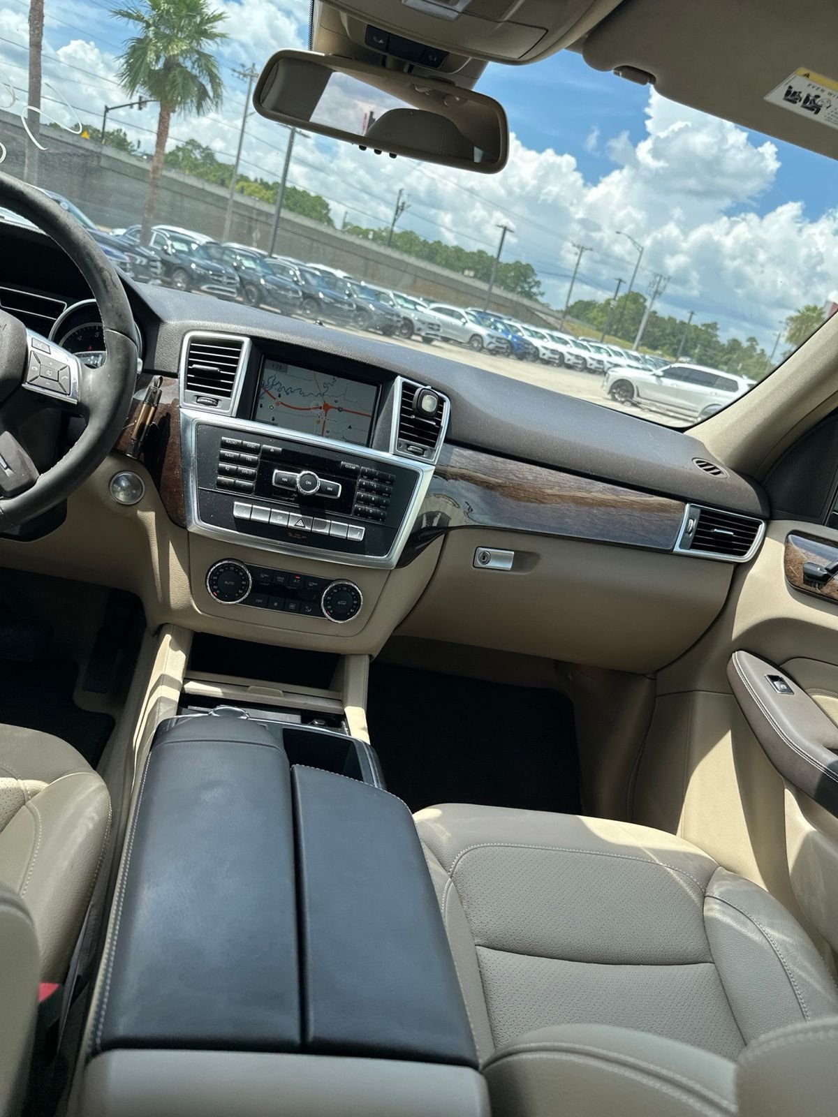 Used 2015 Silver Mercedes-Benz ML 350 image 6