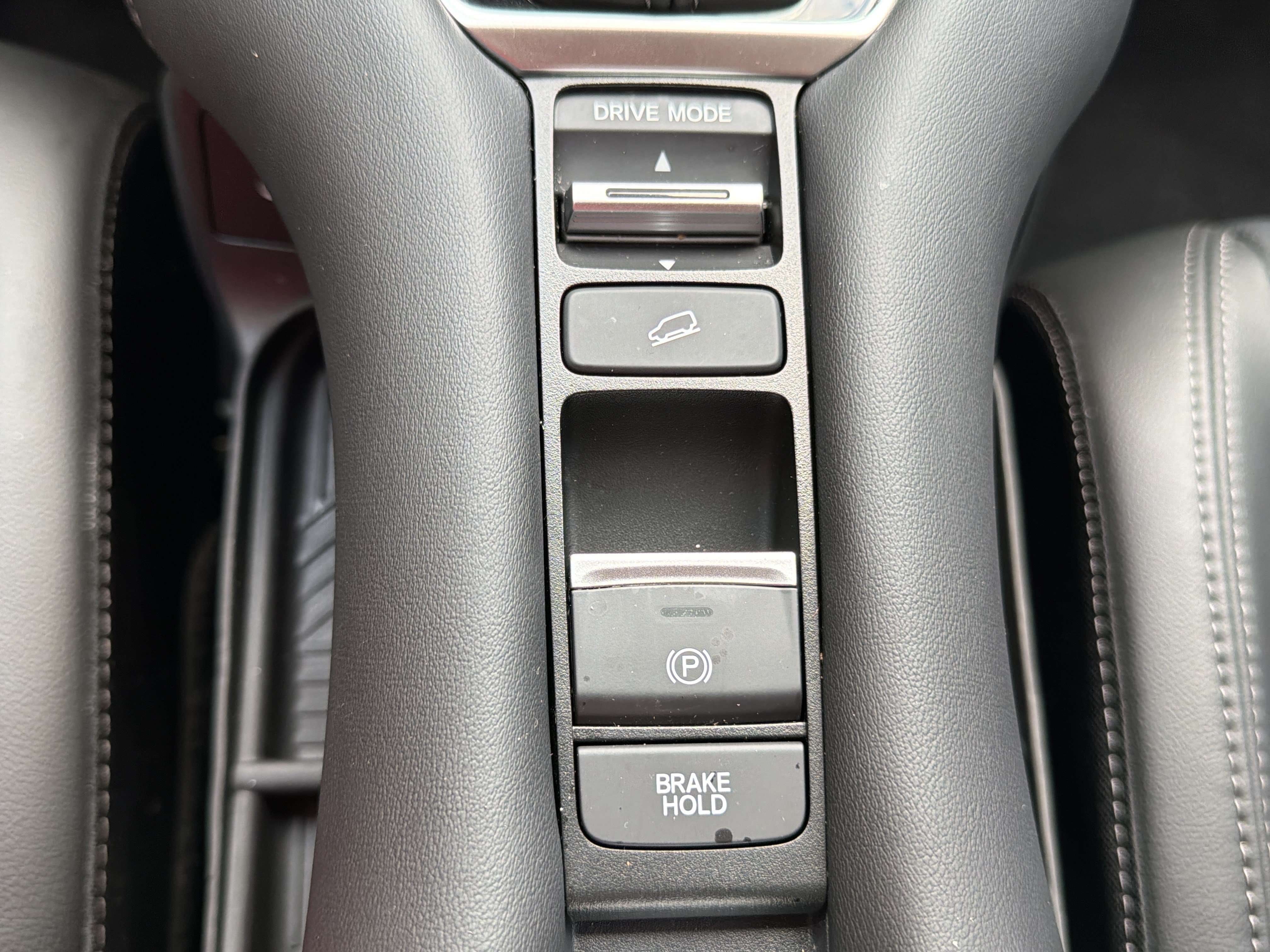 Used 2026 Urban Gray Pearl Honda EX-L image 11