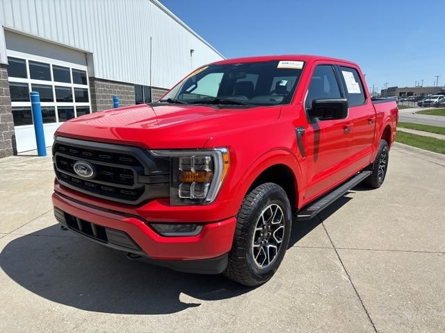 Used 2023 Red Ford XLT image 4