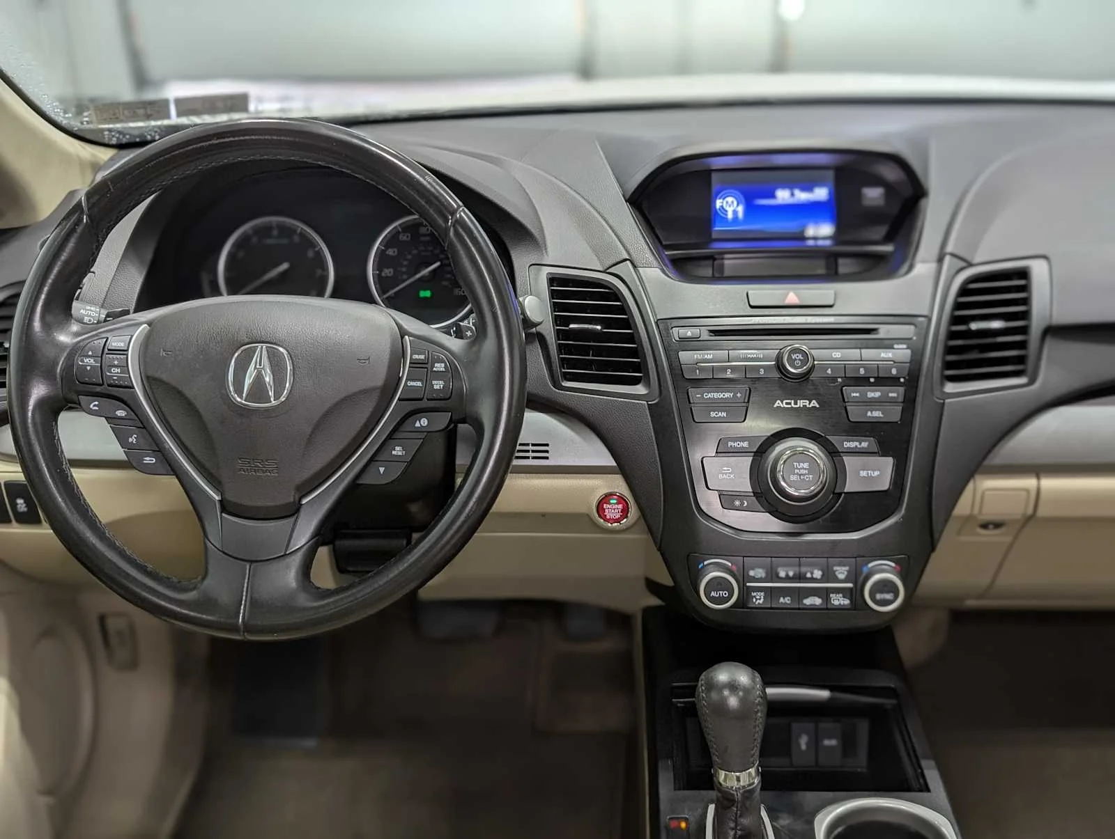Used 2018 White Diamond Pearl Acura  image 5