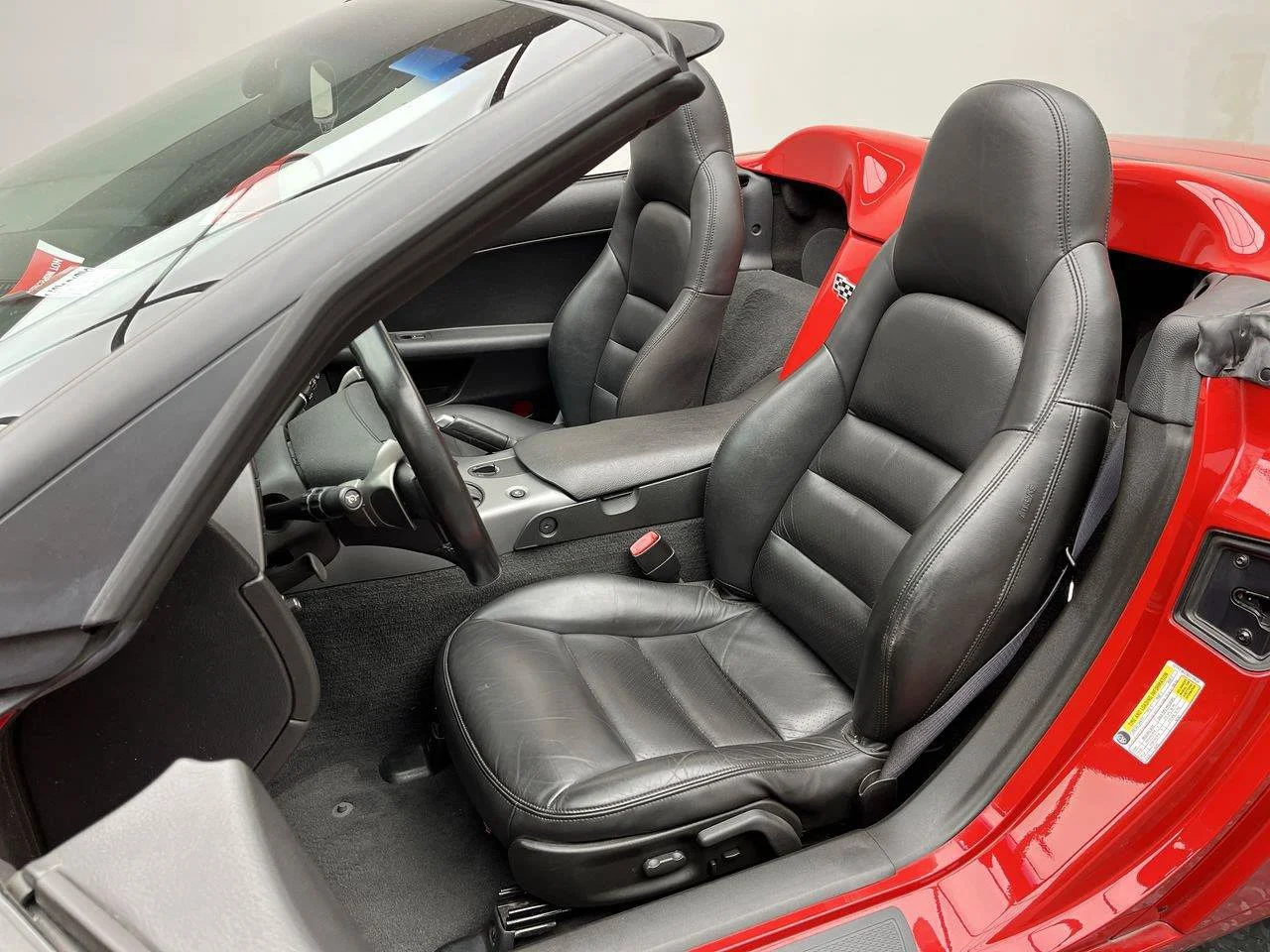Used 2006 Victory Red Chevrolet  image 9