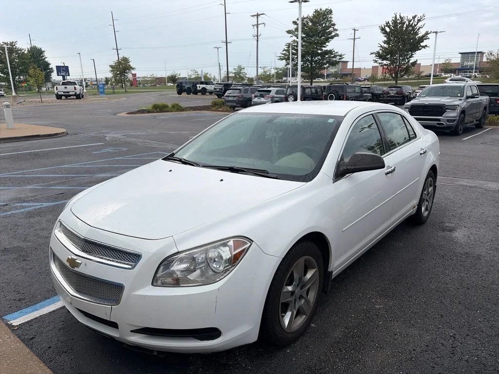 Used 2011 White Chevrolet LS image 3