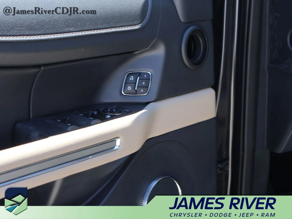 Used 2024 Gray Ford Limited image 23