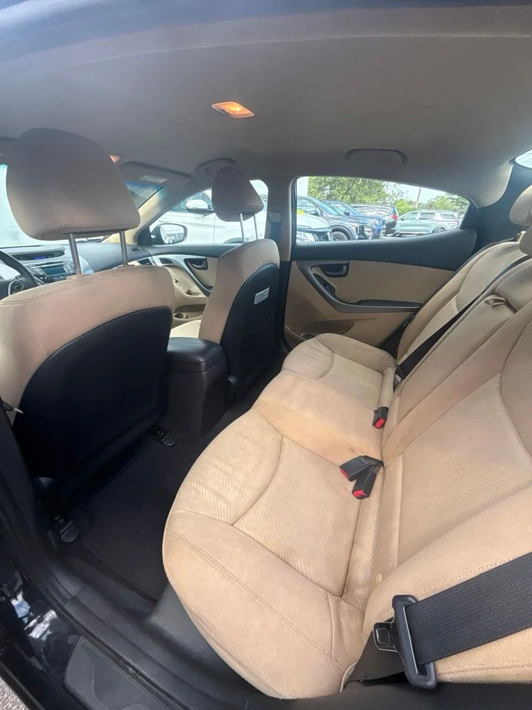 Used 2013 Black Hyundai GLS image 17