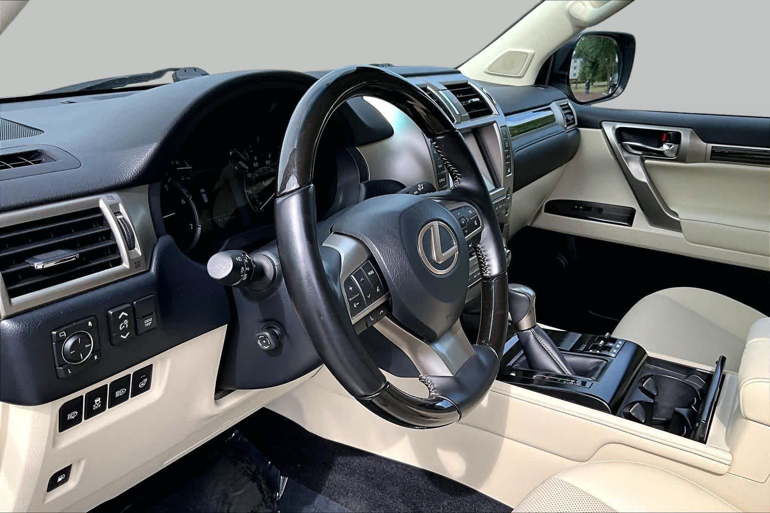 Used 2021 Black Onyx Lexus Premium image 18