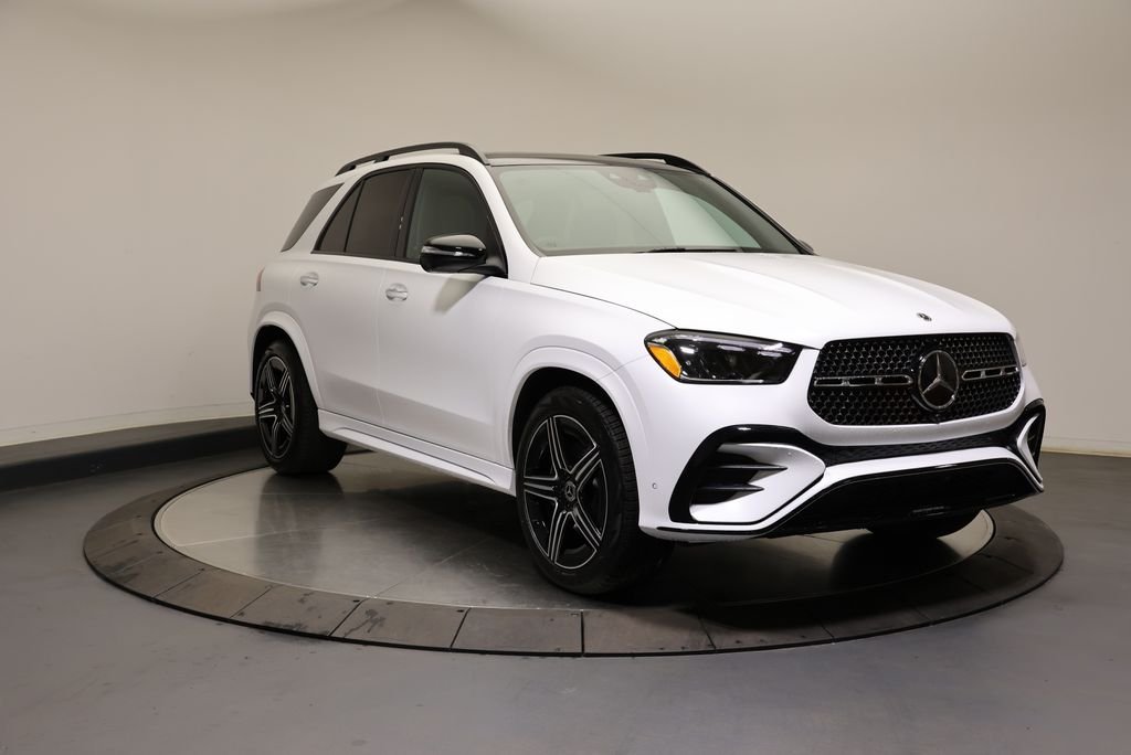 Used 2026 MANUFAKTUR Moonlight White Magno Mercedes-Benz GLE 350 image 3