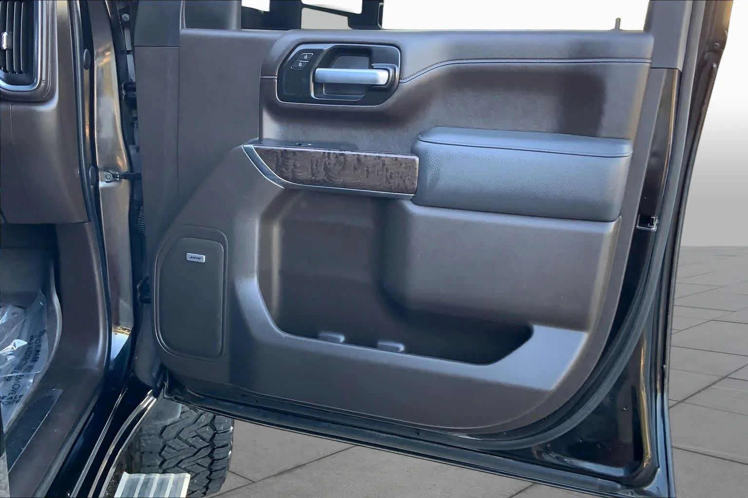 Used 2021 Ebony Twilight Metallic GMC Denali image 20