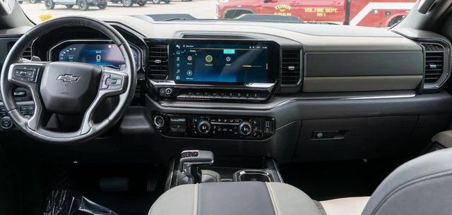 Used 2023 Blue Chevrolet ZR2 image 16