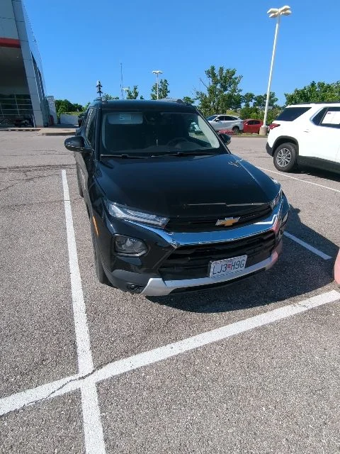 Used 2023 Black Chevrolet LT image 4