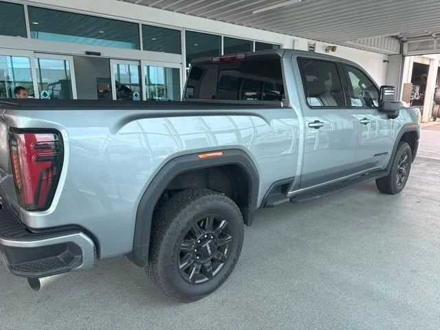 Used 2025 Sterling Metallic GMC AT4 image 6