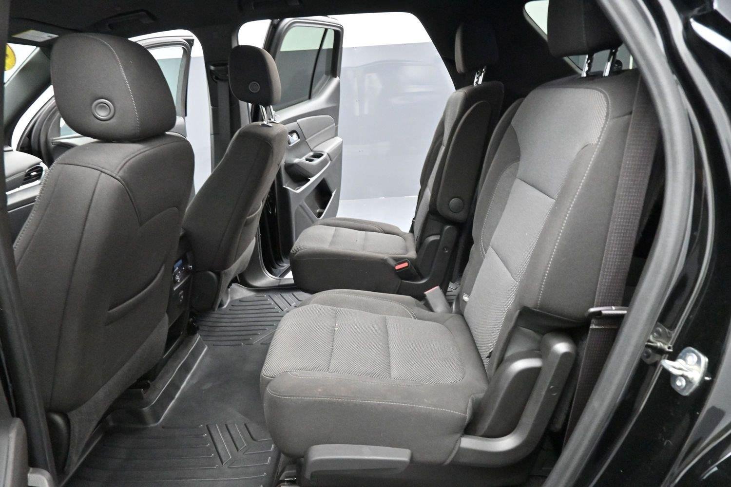 Used 2023 Mosaic Black Metallic Chevrolet LT Cloth image 26