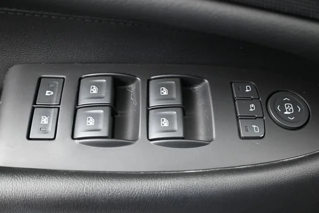 Used 2020 SATIN STEEL METALLIC Cadillac Premium Luxury image 12