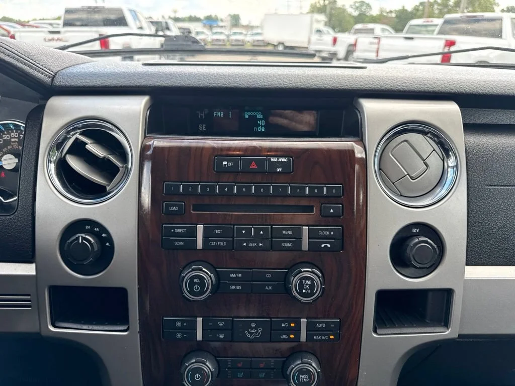 Used 2012  Ford XL image 18