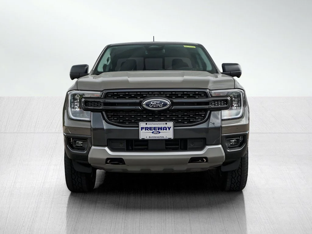 New 2026 Marsh Gray Ford XLT image 2