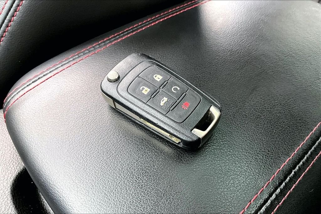 Used 2015 Black Chevrolet  image 10