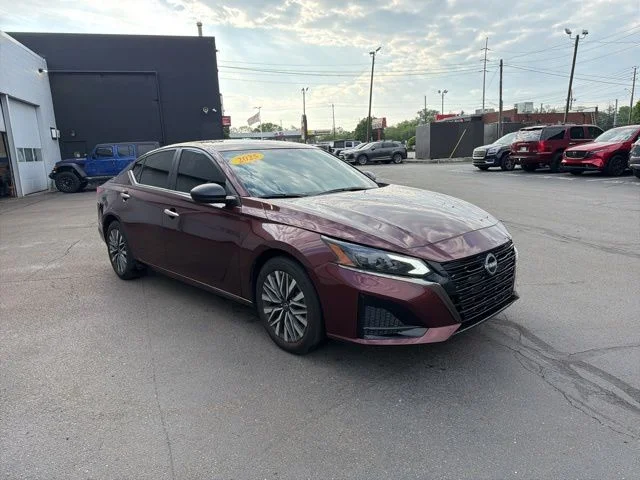2025 Nissan Altima 2.5 SV's photo