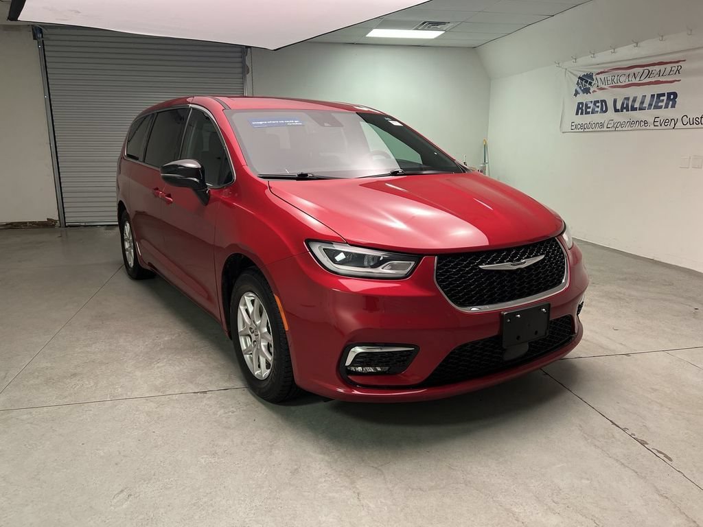 2025 Chrysler Pacifica
