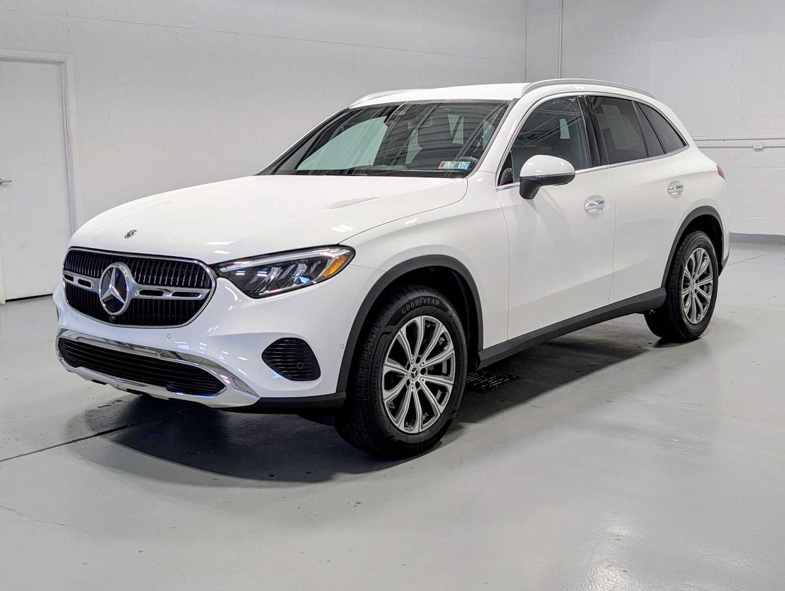 2024 Mercedes-Benz GLC 300