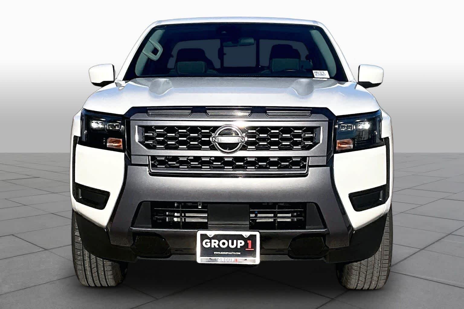 New 2027 Glacier White Nissan SV image 3