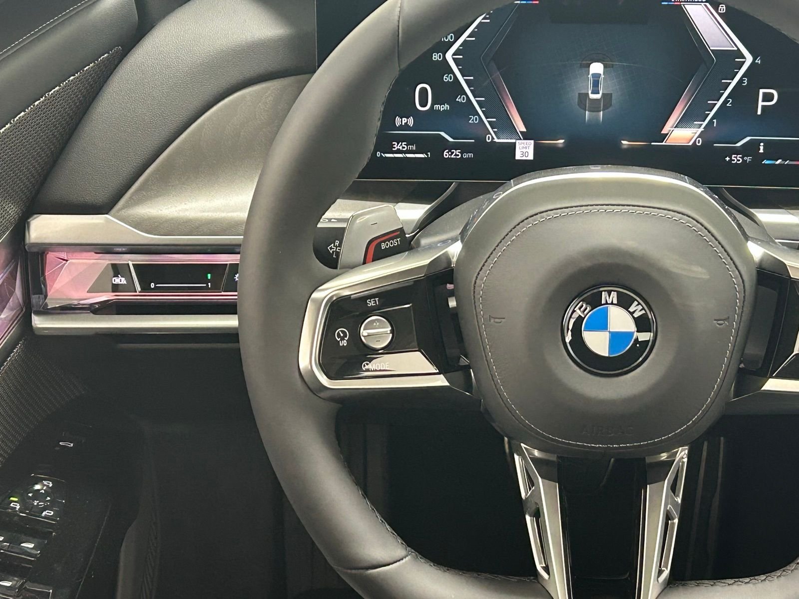 2025 BMW 7 Series 760i - Photo 11