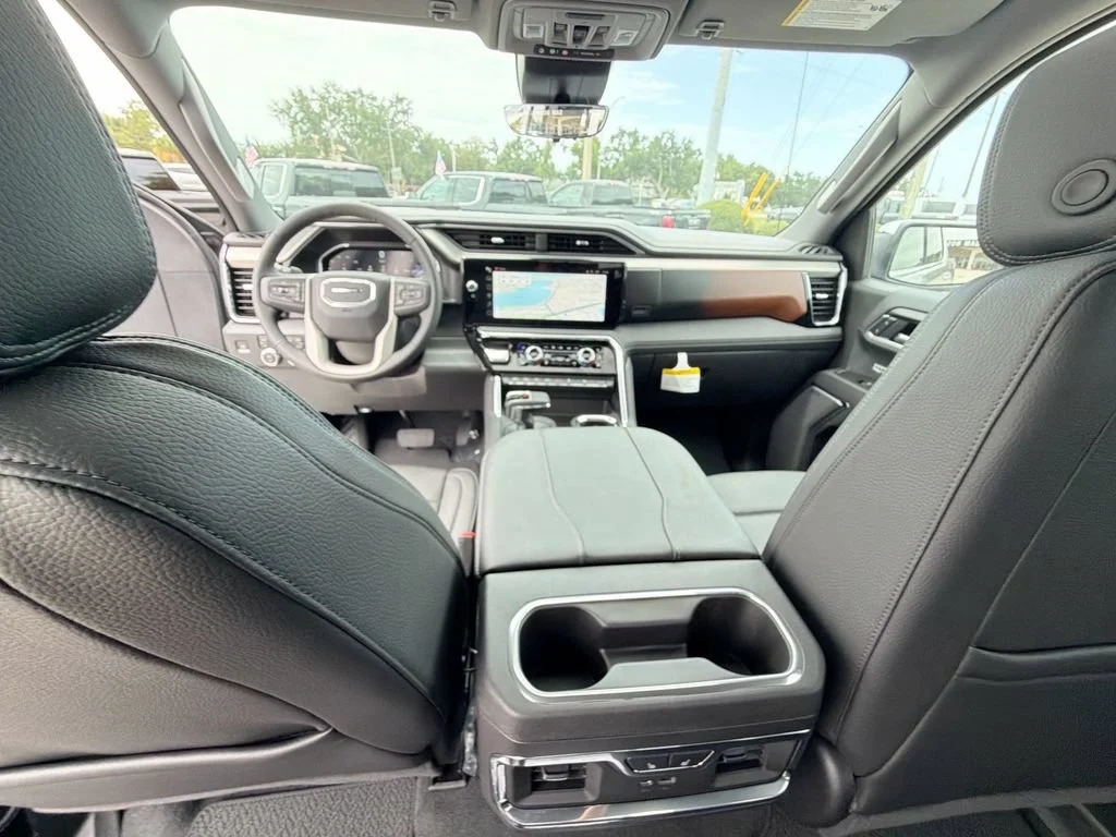 2026 GMC Sierra 1500 Denali - Photo 10