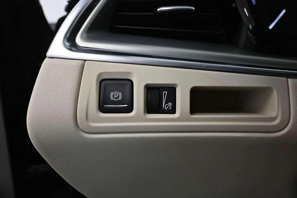 Used 2019 Black Cadillac Luxury image 33