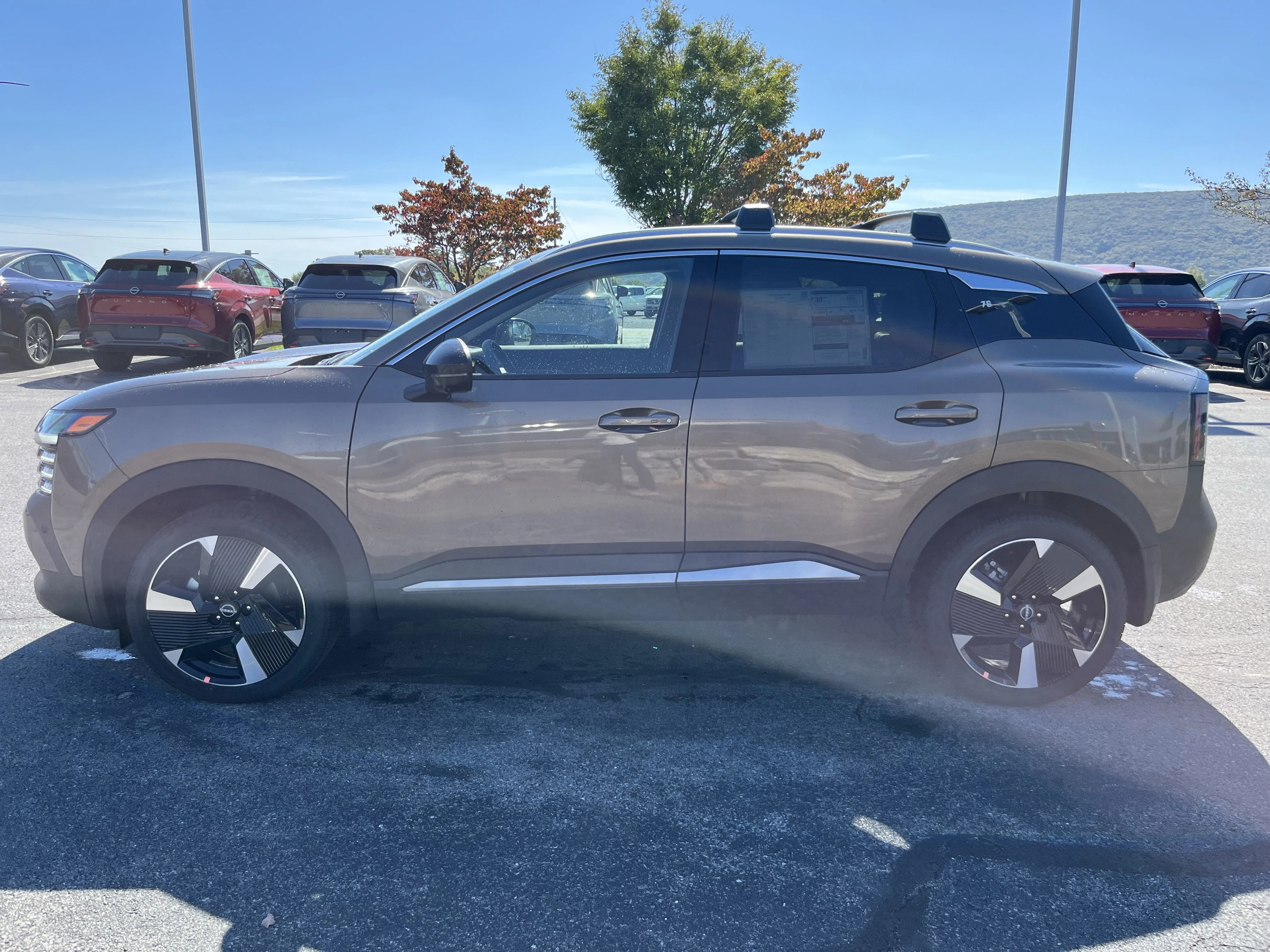 New 2026 Canyon Bronze Metallic Nissan SR image 7
