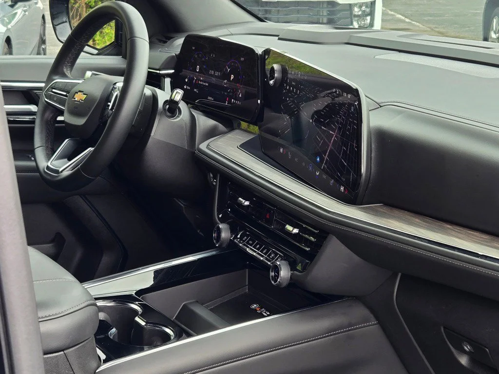 2025 Chevrolet Tahoe LT - Photo 9