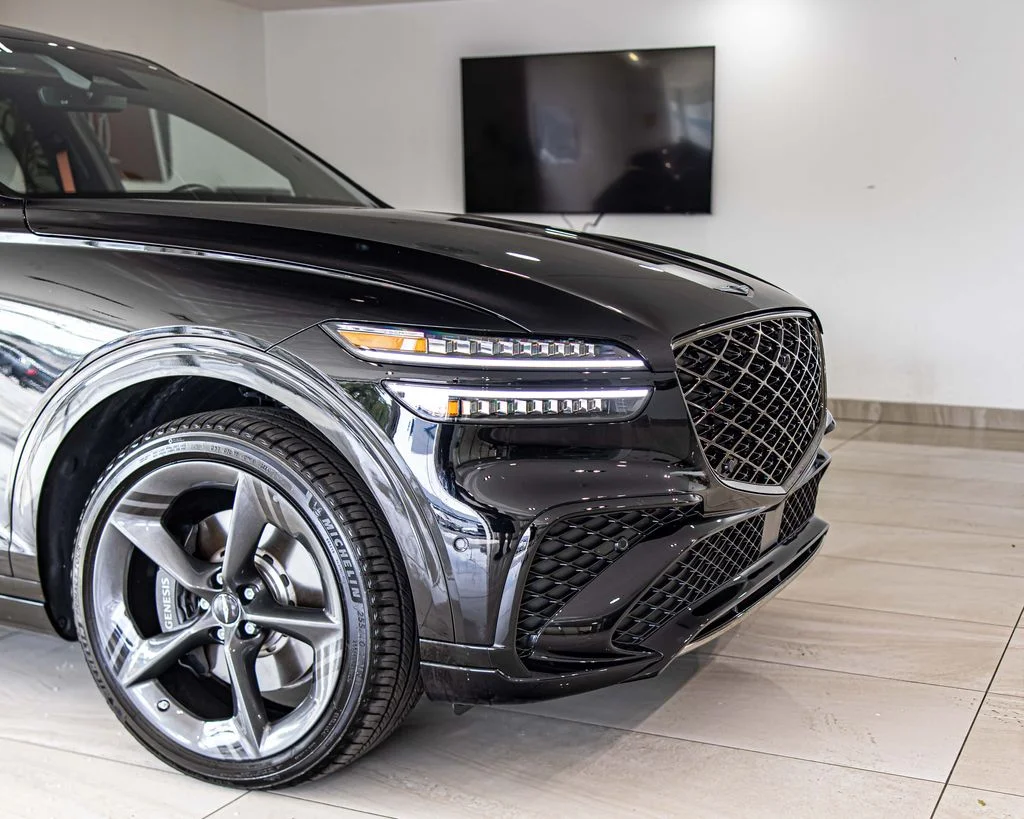 Used 2026 Black Genesis 3.5T Sport Prestige image 3