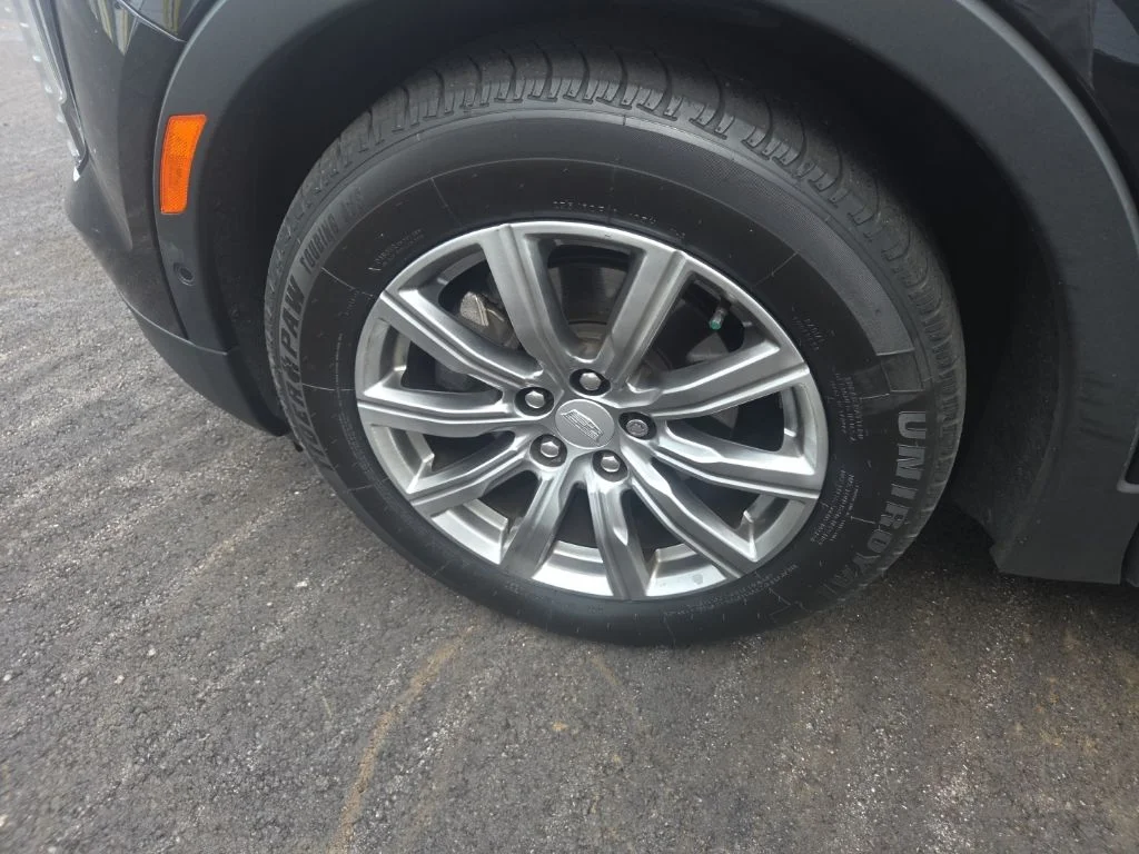 Used 2019 Black Cadillac Premium Luxury image 21