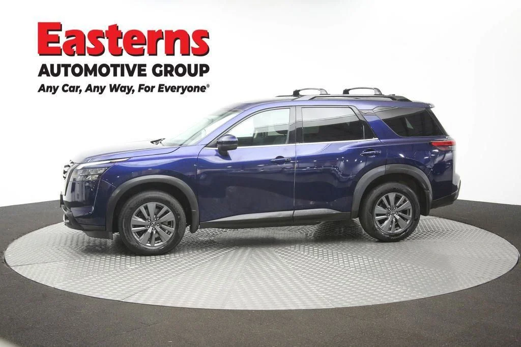 Used 2023 Blue Nissan SV image 62