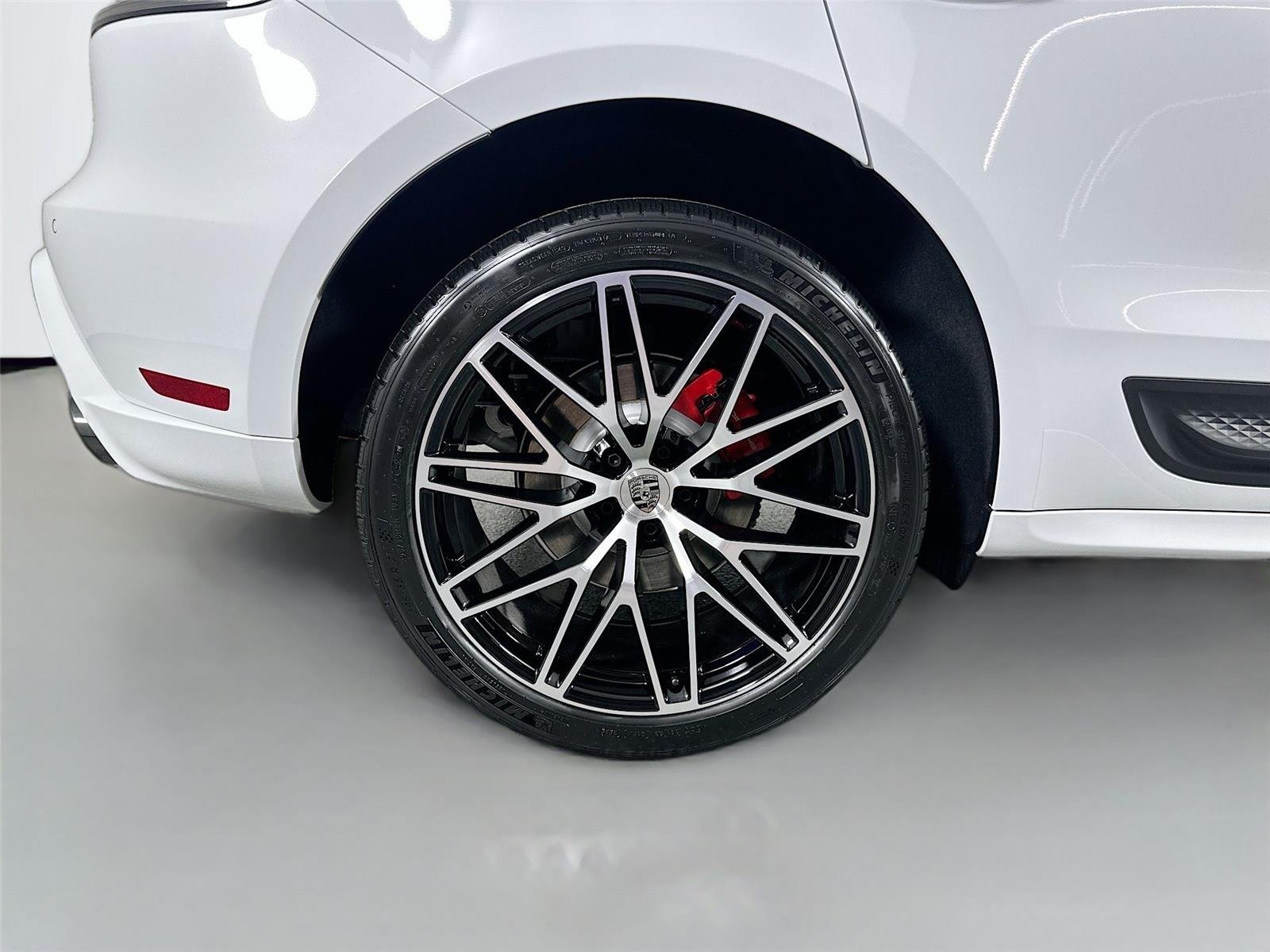 Certified Used 2026 Carrara White Metallic Porsche  image 13