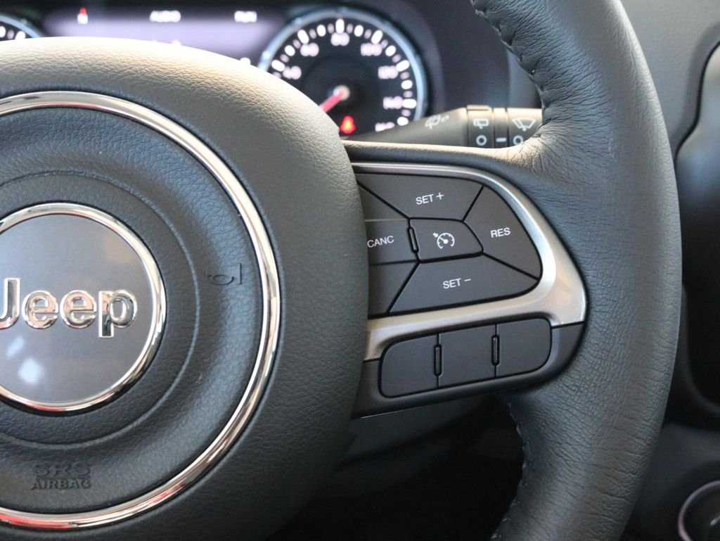 Used 2022 Teal Jeep Limited image 44