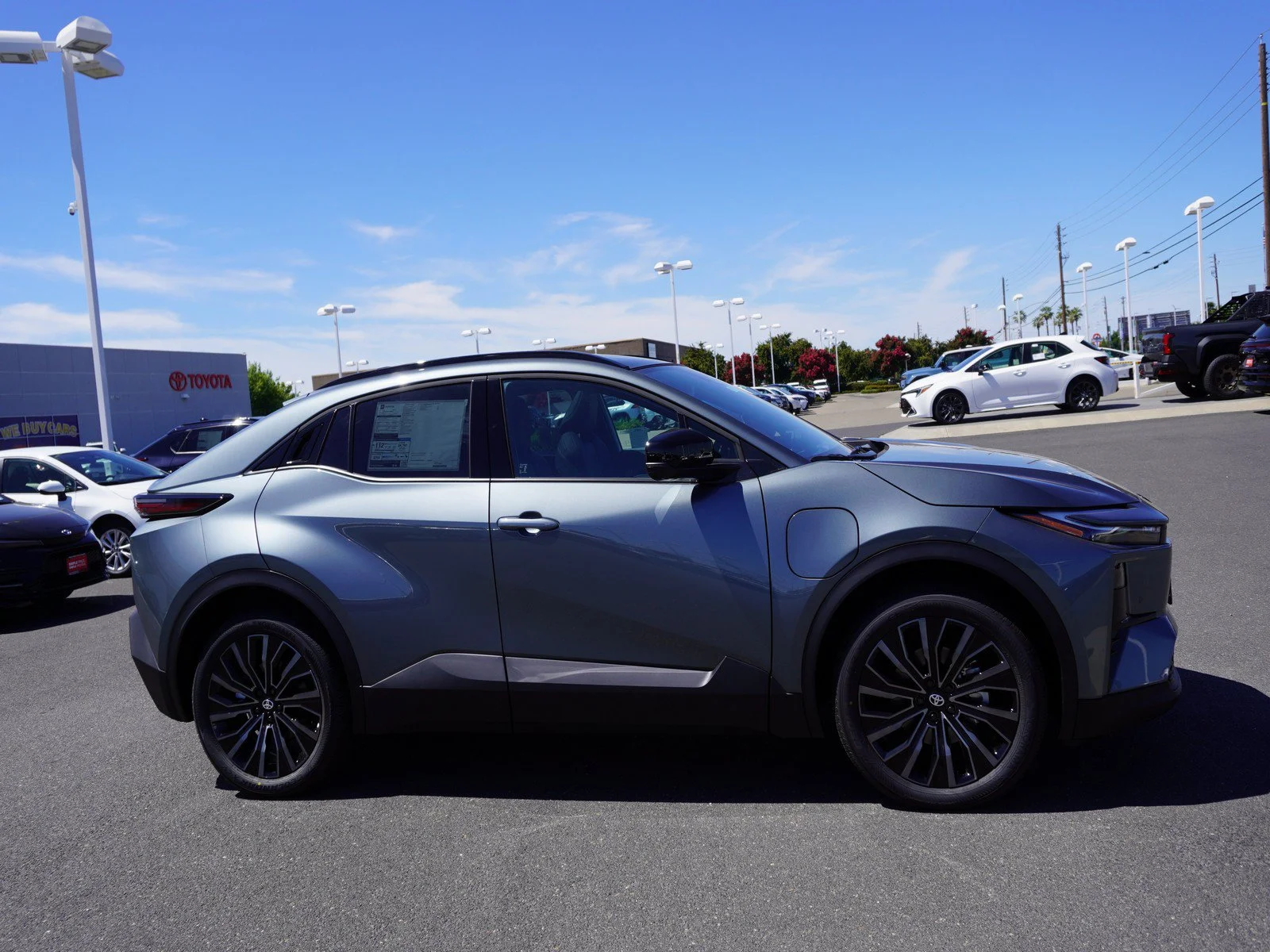 New 2026 Overcast Toyota XSE image 4