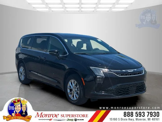 2027 Chrysler Pacifica Select AWD's photo