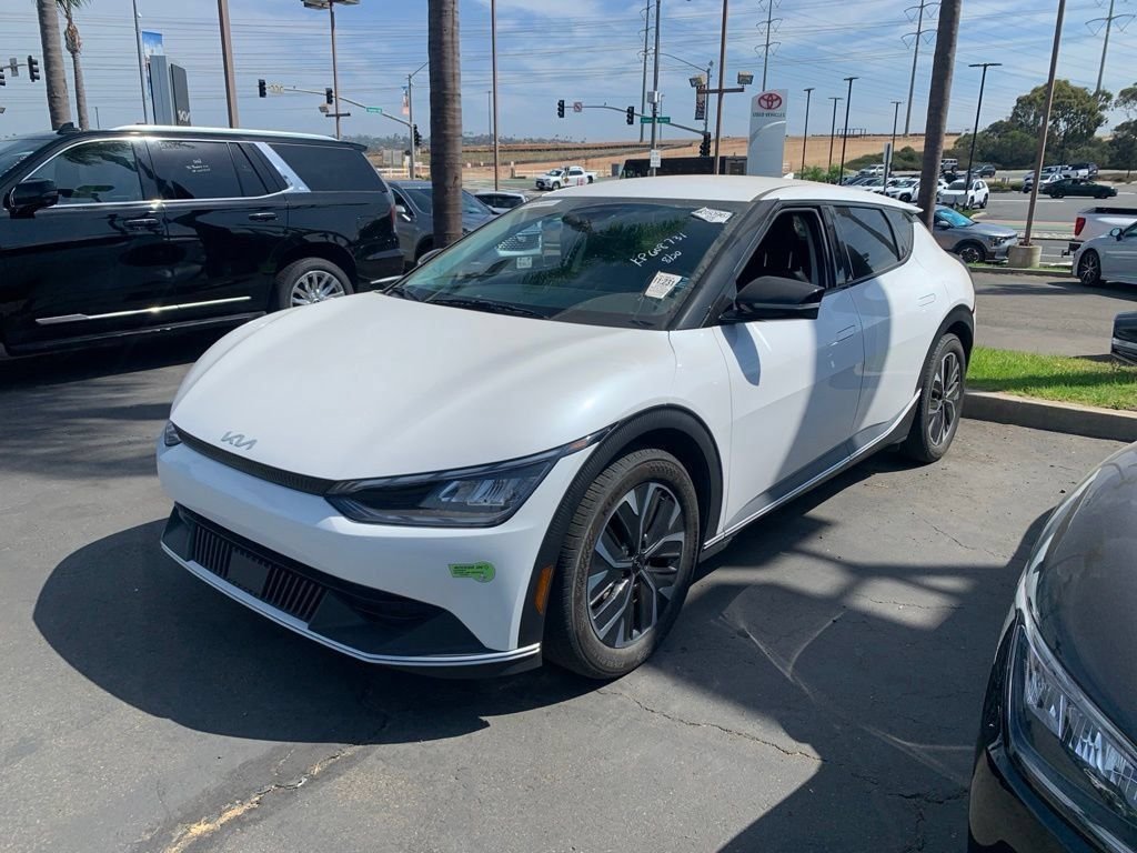 2023 Kia EV6 Light