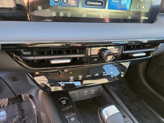 2026 Nissan KICKS SR - Photo 26