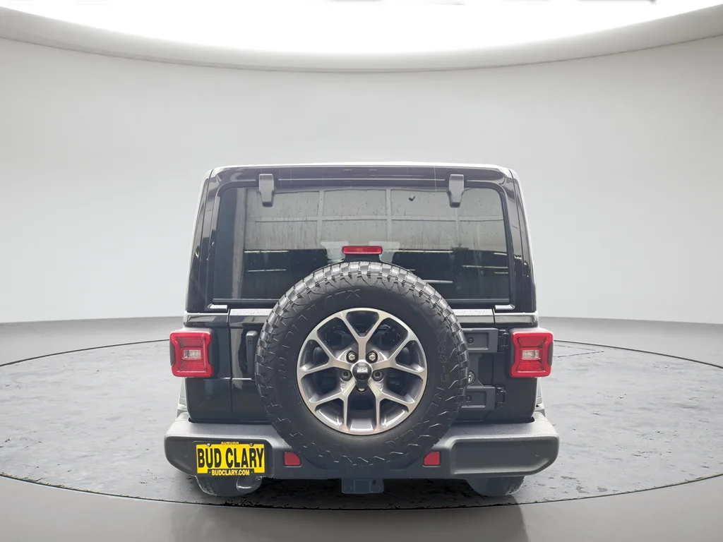 New 2026 Black Clear-Coat Exterior Paint Jeep Sport S image 4