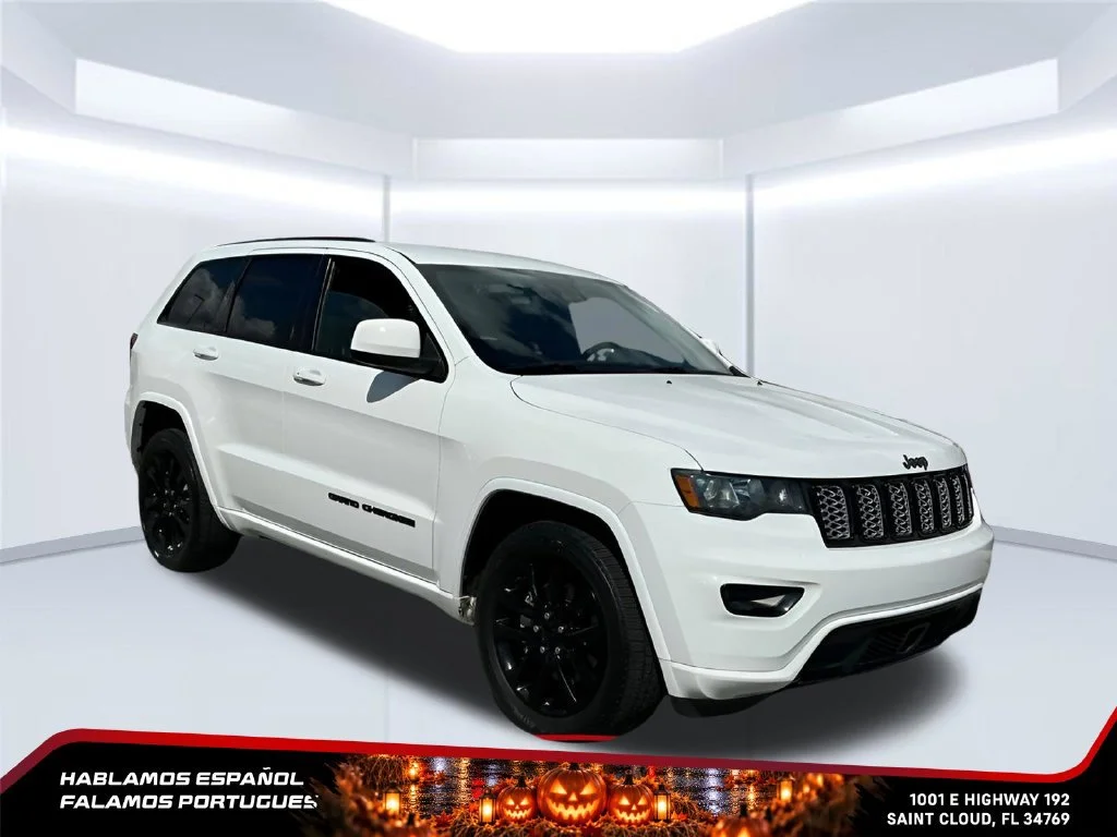 Used 2021 White Jeep Laredo X 4x2 image 9