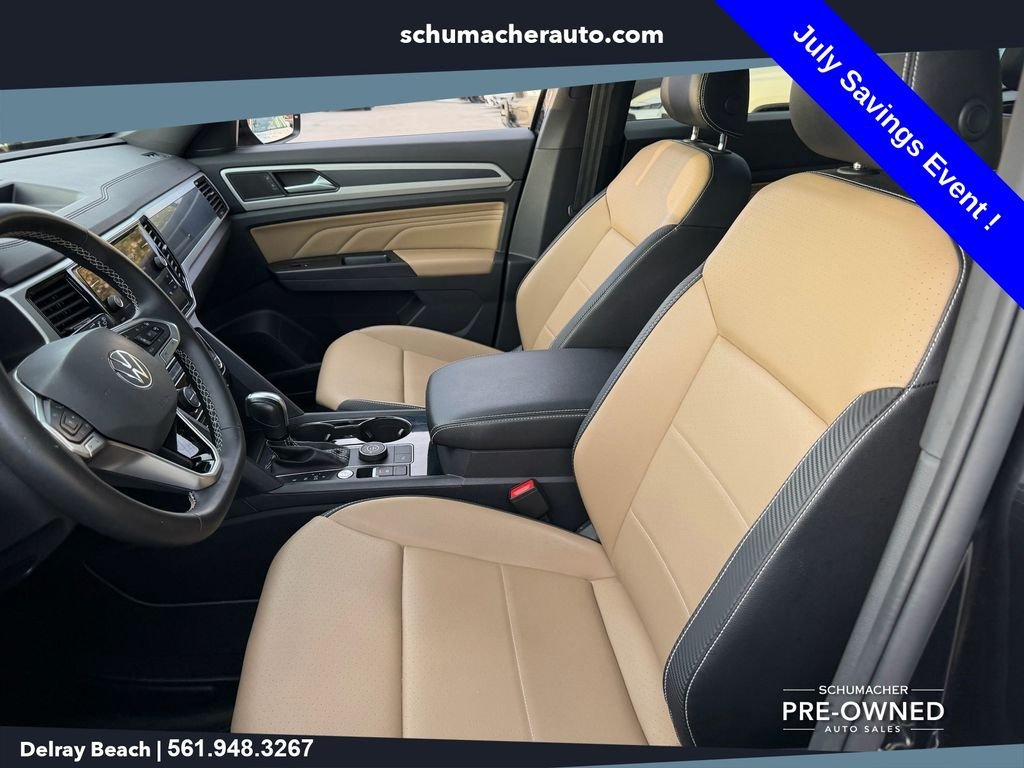 Used 2021 Black Volkswagen 2.0T SEL image 10