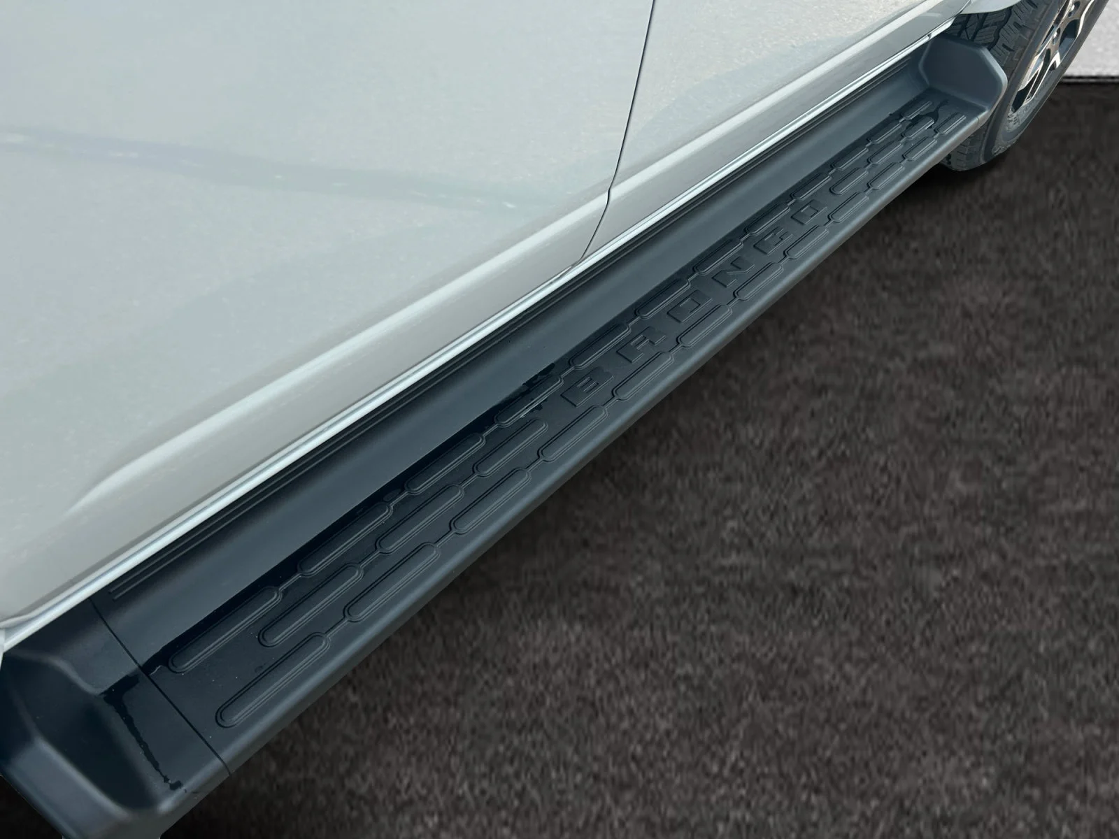 New 2026 Avalanche Grey Ford Outer Banks image 11