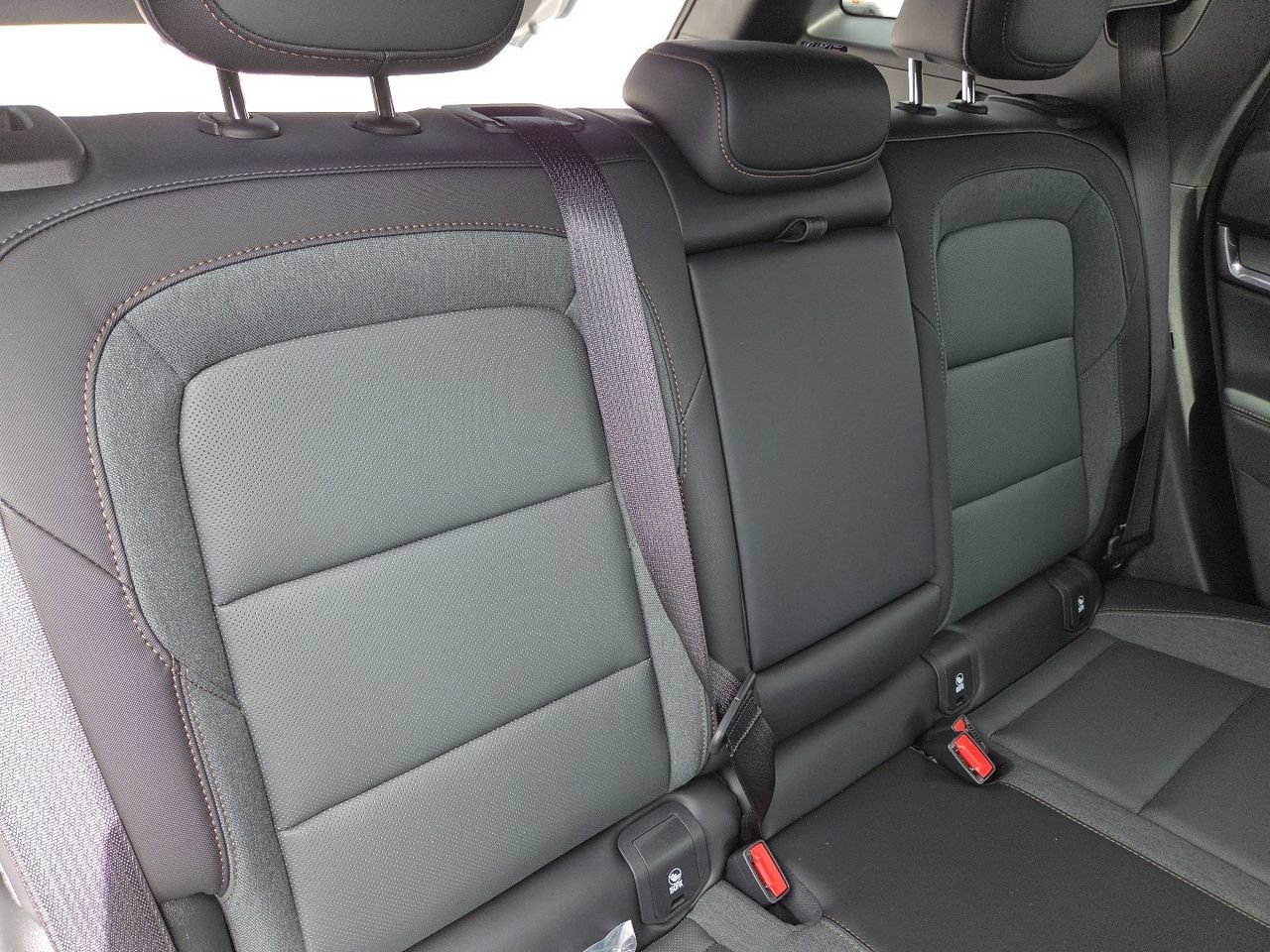 2026 GMC Terrain AT4 - Photo 23
