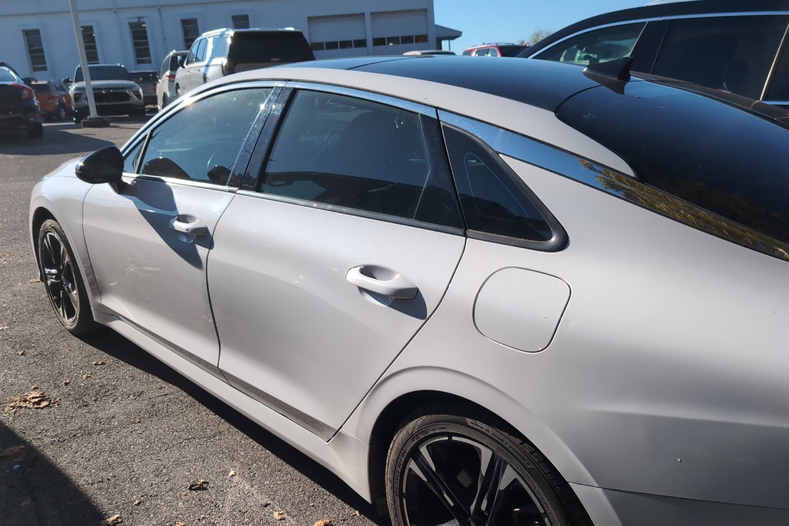 Used 2023 White Kia GT-Line image 9