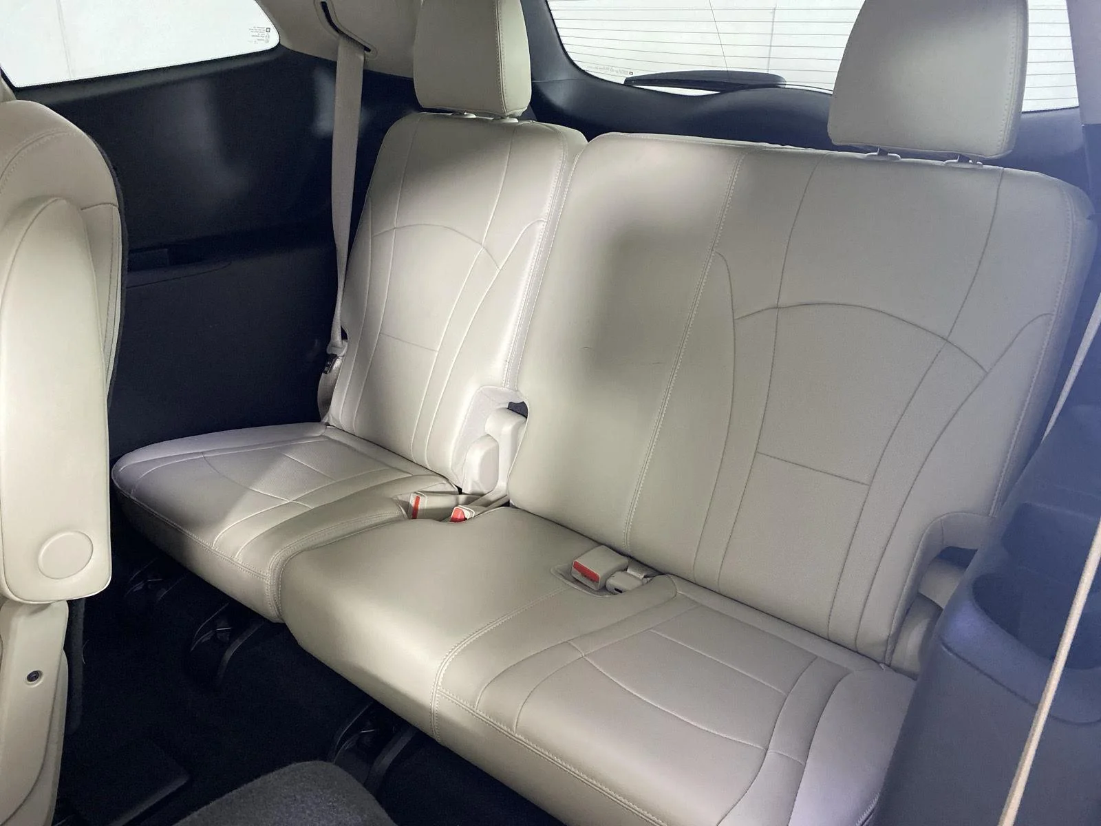 Used 2018 Black Cherry Metallic Buick Essence image 23