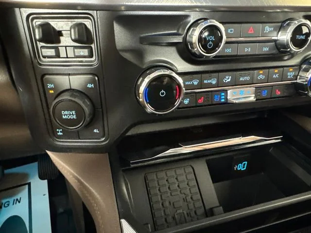 New 2026 Agate Black Metallic Ford King Ranch image 16