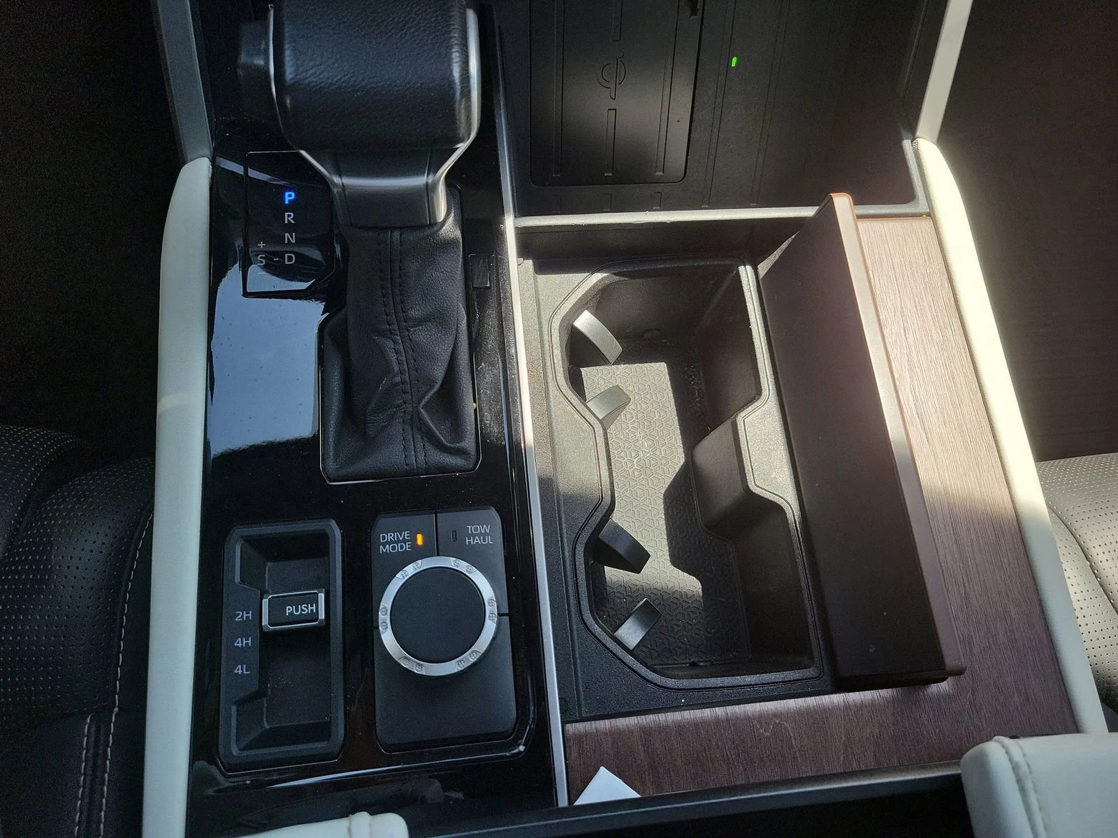 2023 Toyota Tundra Capstone - Photo 16