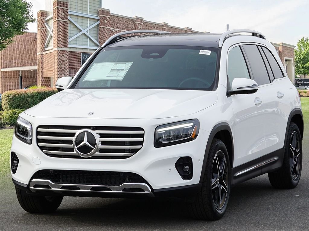 Used 2026 Polar White Mercedes-Benz GLB 250 image 4